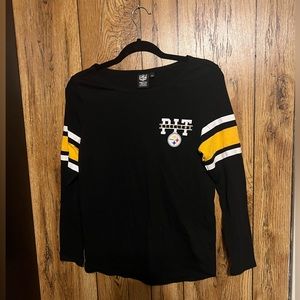 Women's Pittsburgh Steelers shirts, size small